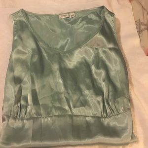 Top lime green with short sleeves